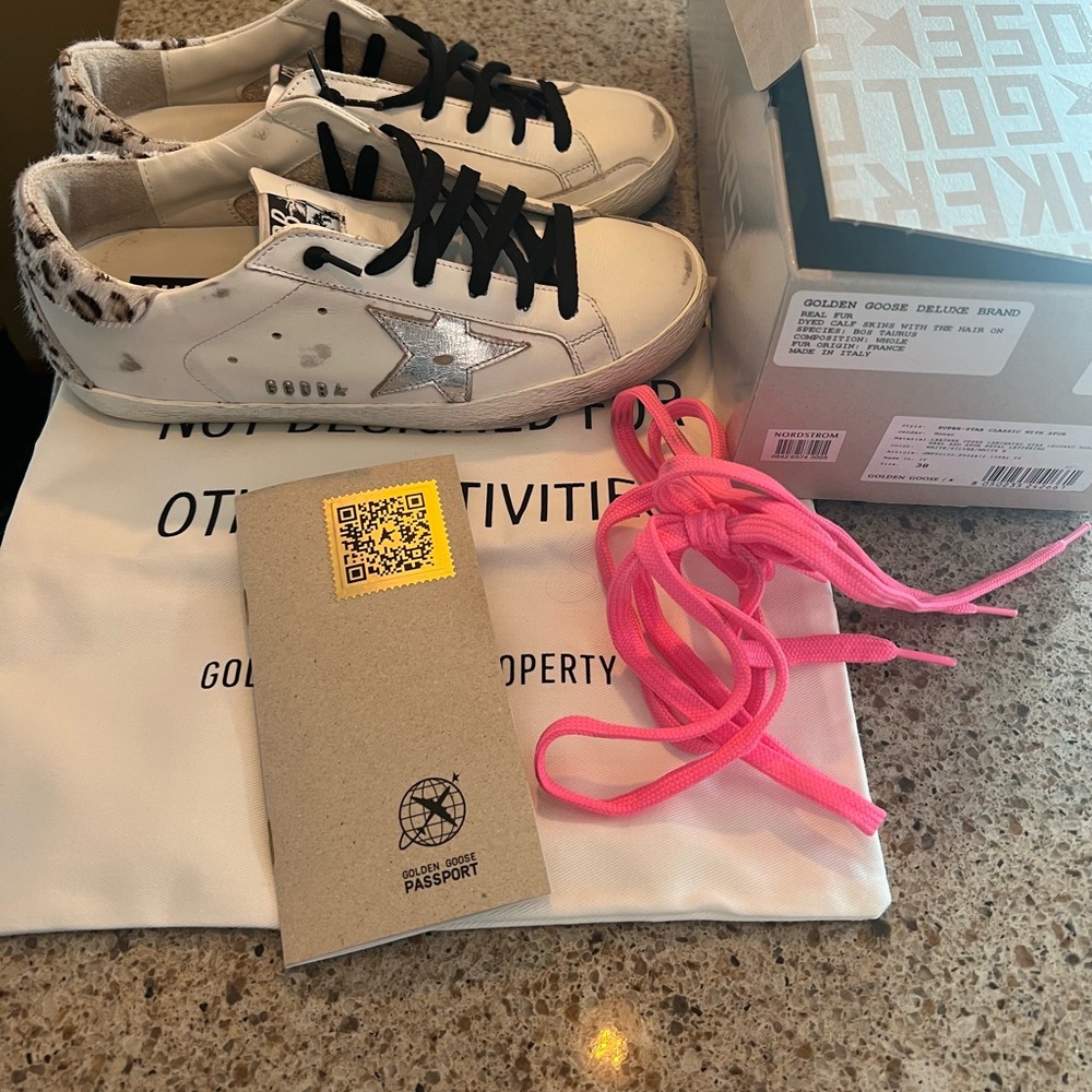 Golden Goose Sneakers